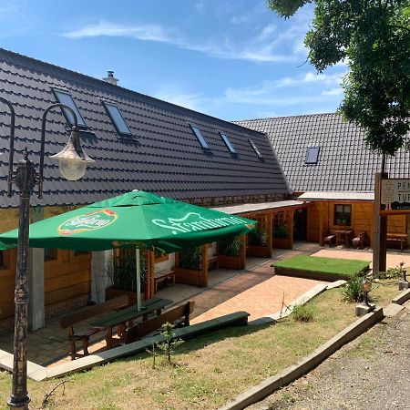 Penzion Turista Banská Štiavnica 외부 사진